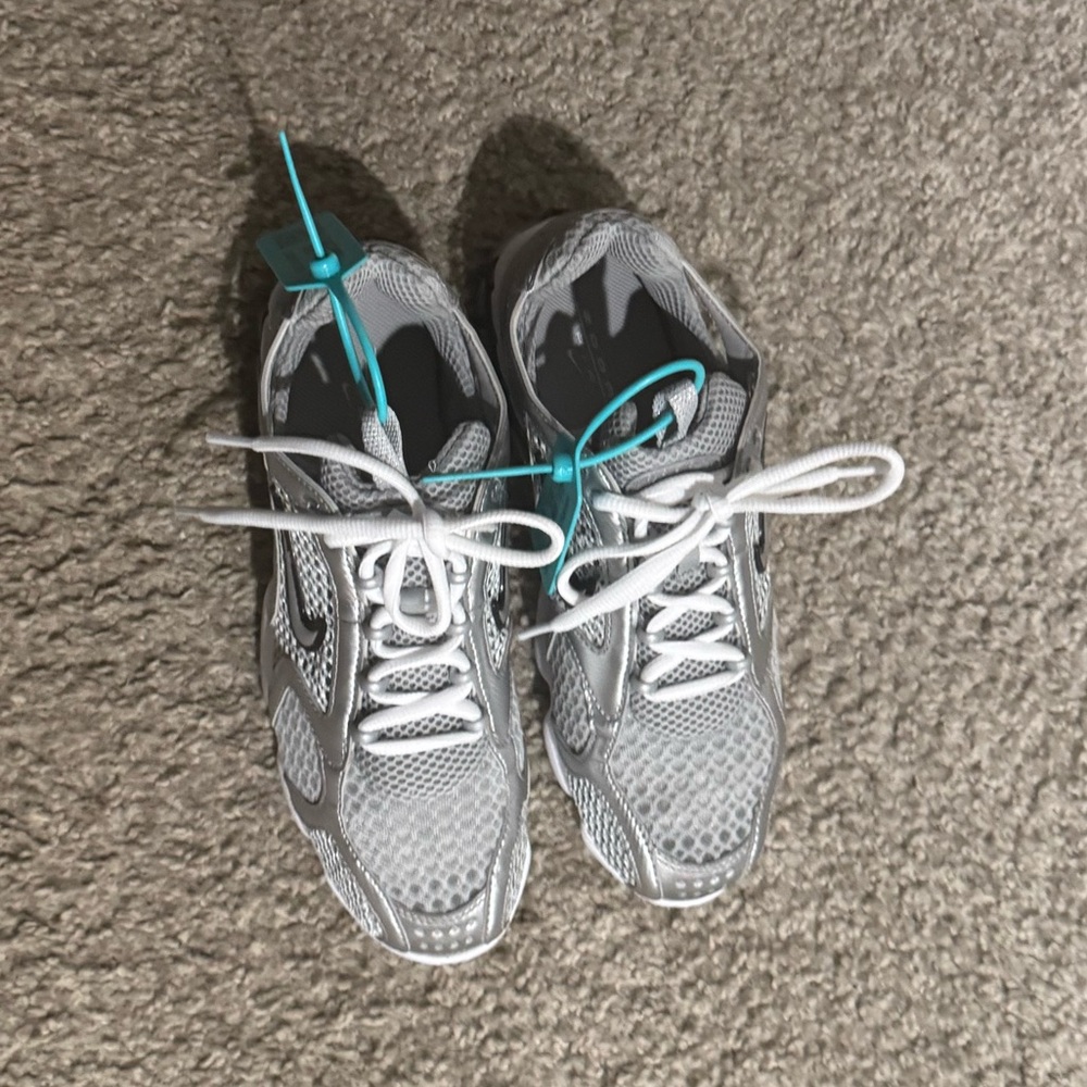 Nike trainers - Picture 3 of 6